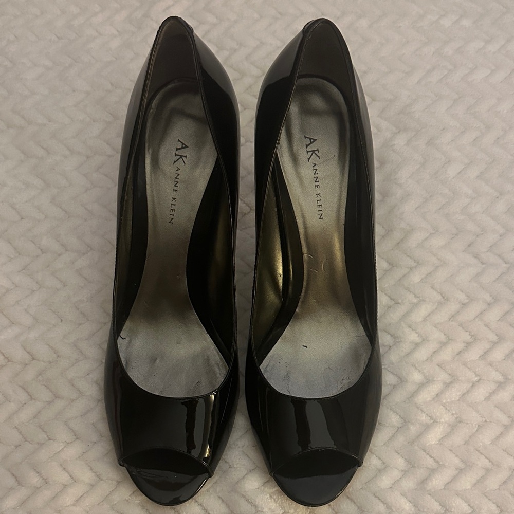 Anne Klein Shiny Black Peep Toe Heels